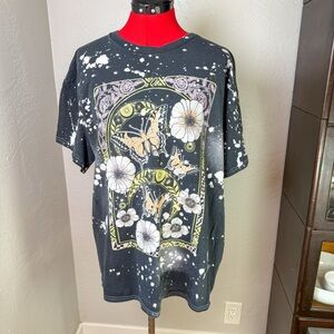 Love Tribe Black and White Butterfly Flowers Paint Boho Splatter T-Shirt Size L